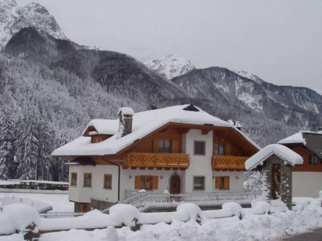 Hotel La Baita Malborghetto Valbruna Exterior photo